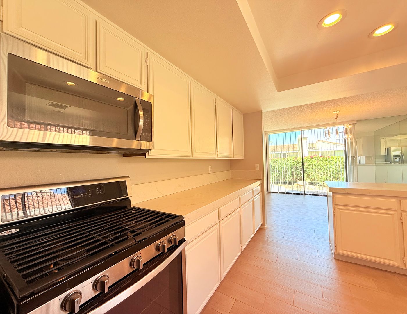 72462 Doheney Dr - Rancho Mirage - California - 3 bed, 3 bath rental property