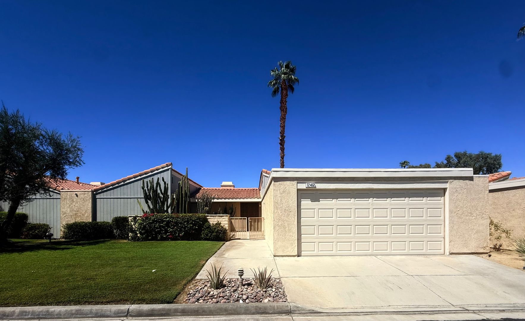 72462 Doheney Dr - Rancho Mirage - California - 3 bed, 3 bath rental property
