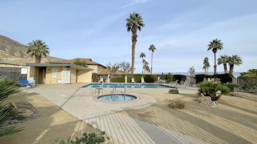 72728 Willow St. Unit 2 - Palm Desert - California - 2 bed, 1 bath rental property
