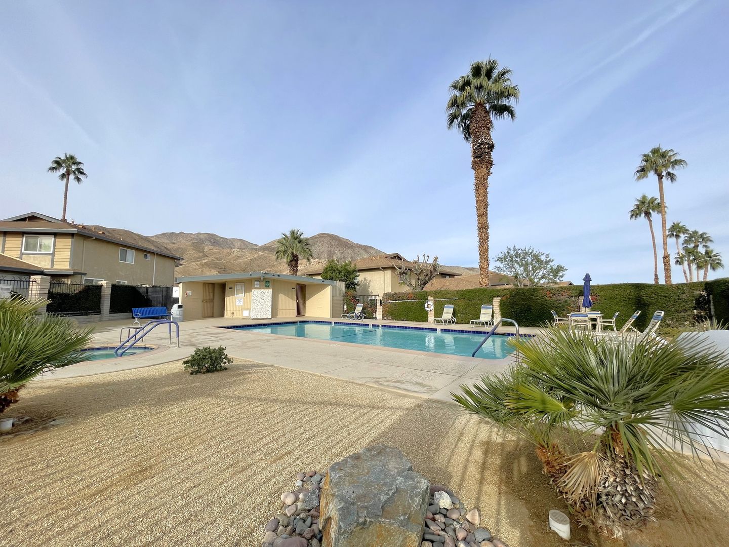 72728 Willow St. Unit 2 - Palm Desert - California - 2 bed, 1 bath rental property