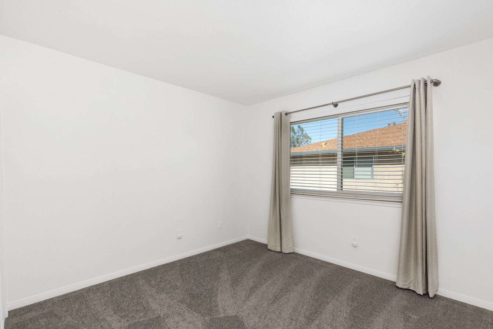 72728 Willow St. Unit 2 - Palm Desert - California - 2 bed, 1 bath rental property