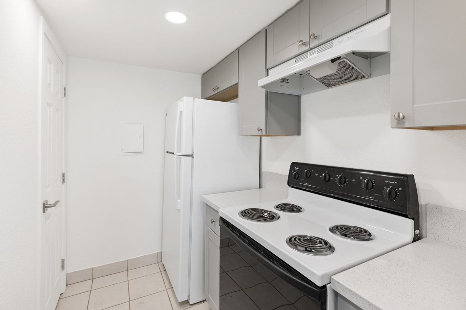 72728 Willow St. Unit 2 - Palm Desert - California - 2 bed, 1 bath rental property