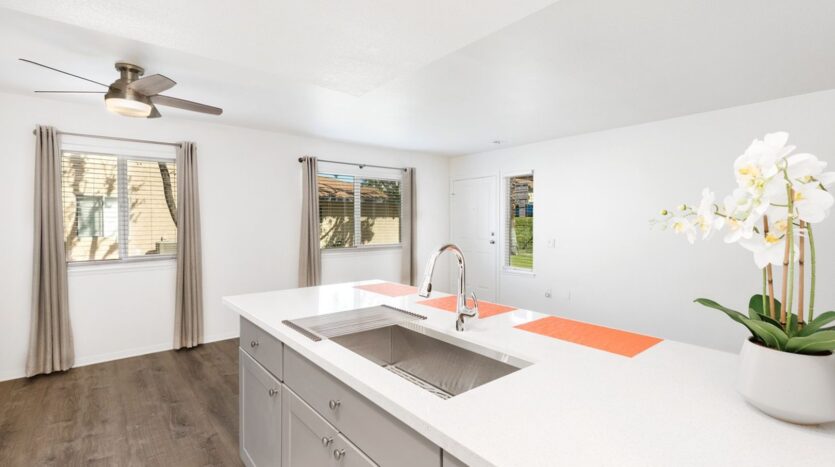 72728 Willow St. Unit 2 - Palm Desert - California - 2 bed, 1 bath rental property