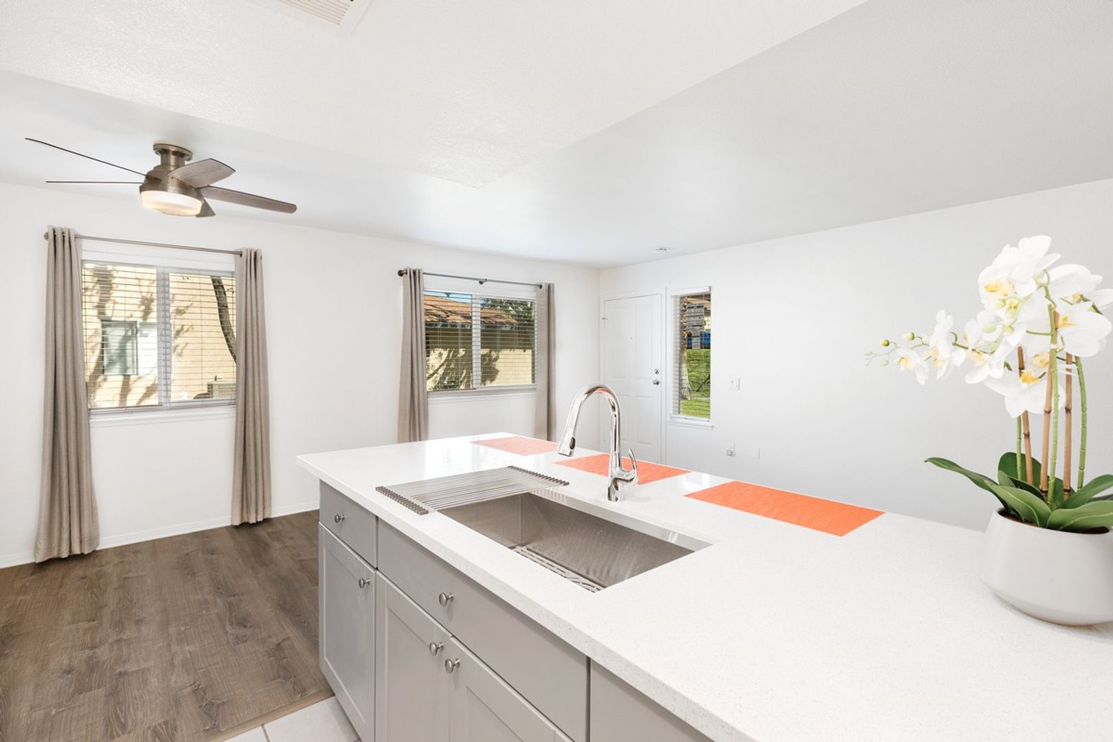 72728 Willow St. Unit 2 - Palm Desert - California - 2 bed, 1 bath rental property