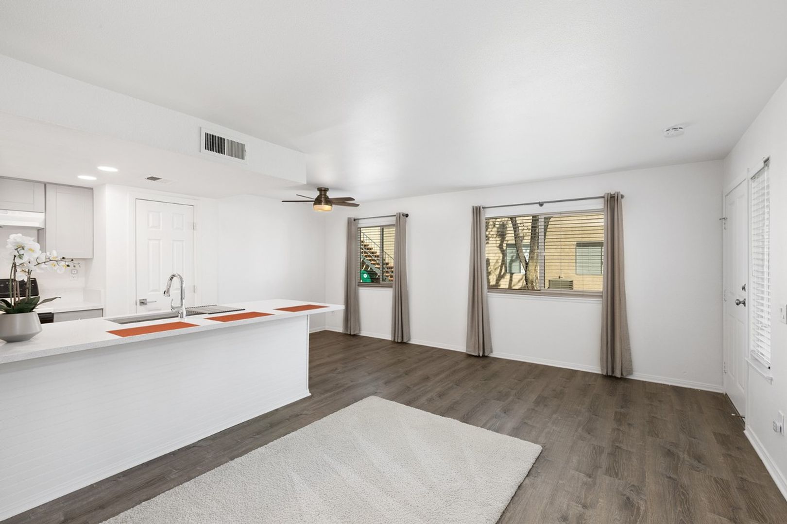 72728 Willow St. Unit 2 - Palm Desert - California - 2 bed, 1 bath rental property