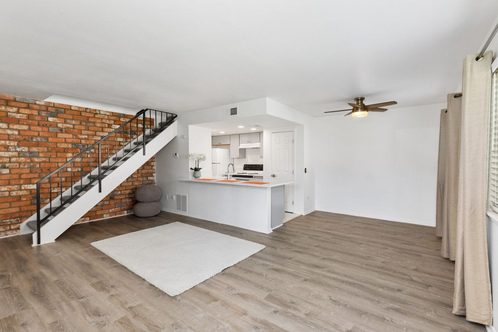 72728 Willow St. Unit 2 - Palm Desert - California - 2 bed, 1 bath rental property