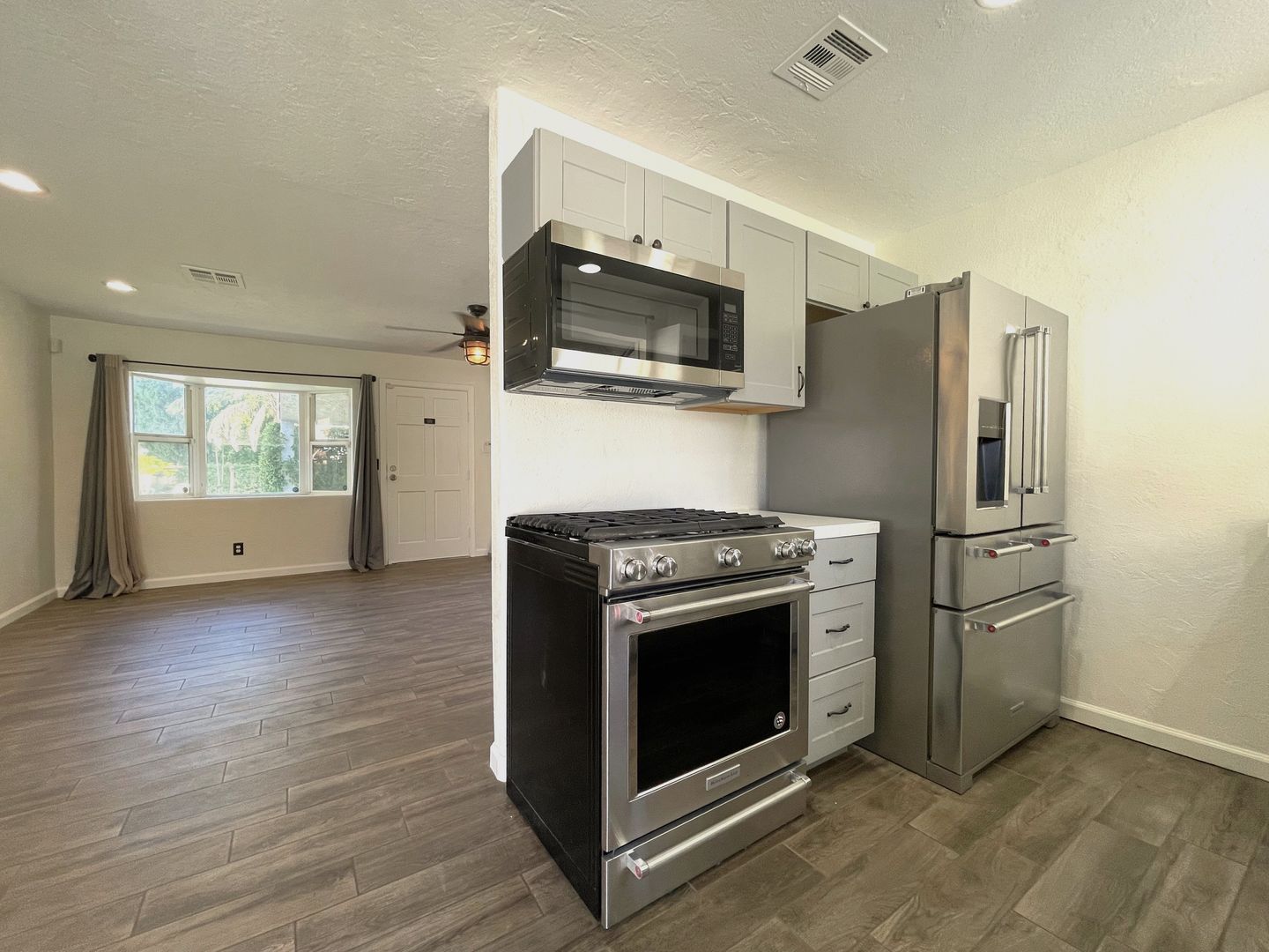 73071 Guadalupe Avenue - Palm Desert - California - 2 bed, 2 bath rental property