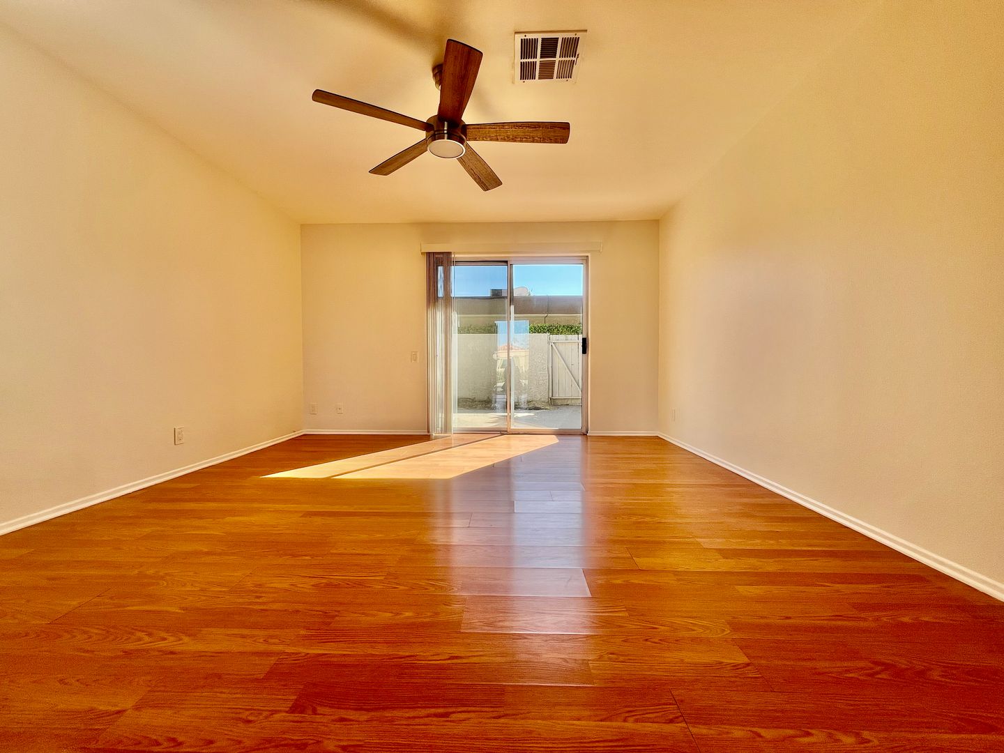 73625 Catalina Way - Unit 04 - Palm Desert - California - 1 bed, 1 bath rental property