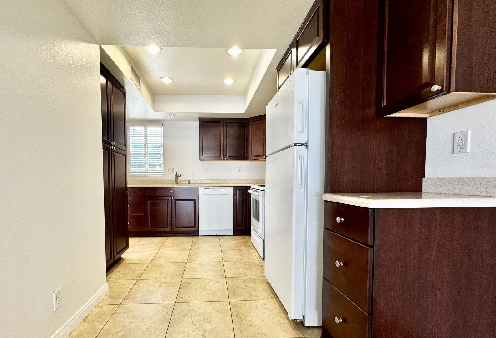 73950 Grapevine St - Unit B - Palm Desert - California - 2 bed, 2 bath rental property