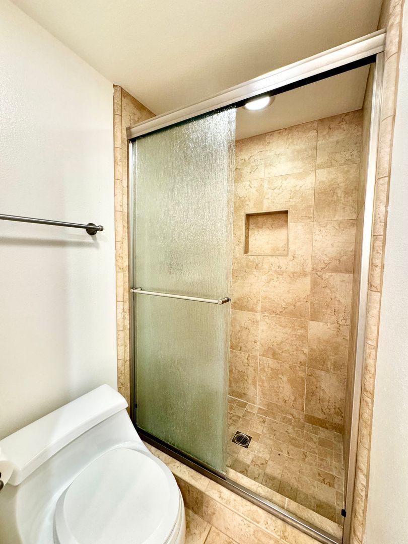 73950 Grapevine St - Unit B - Palm Desert - California - 2 bed, 2 bath rental property