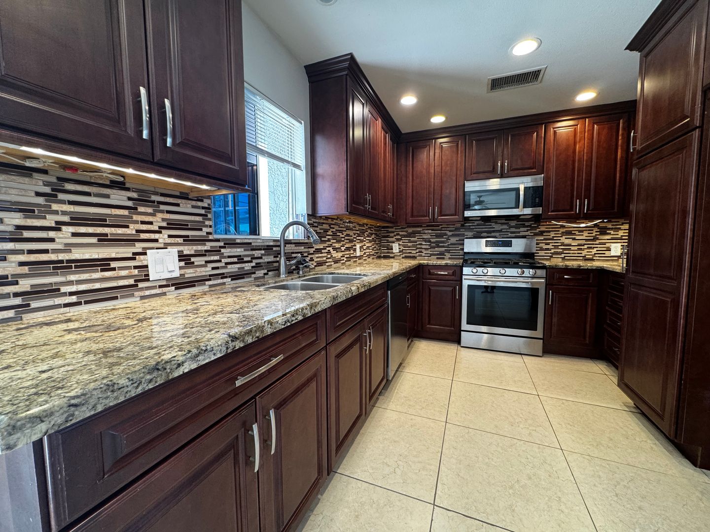 74095 Goleta Avenue - Palm Desert - California - 3 bed, 2 bath rental property