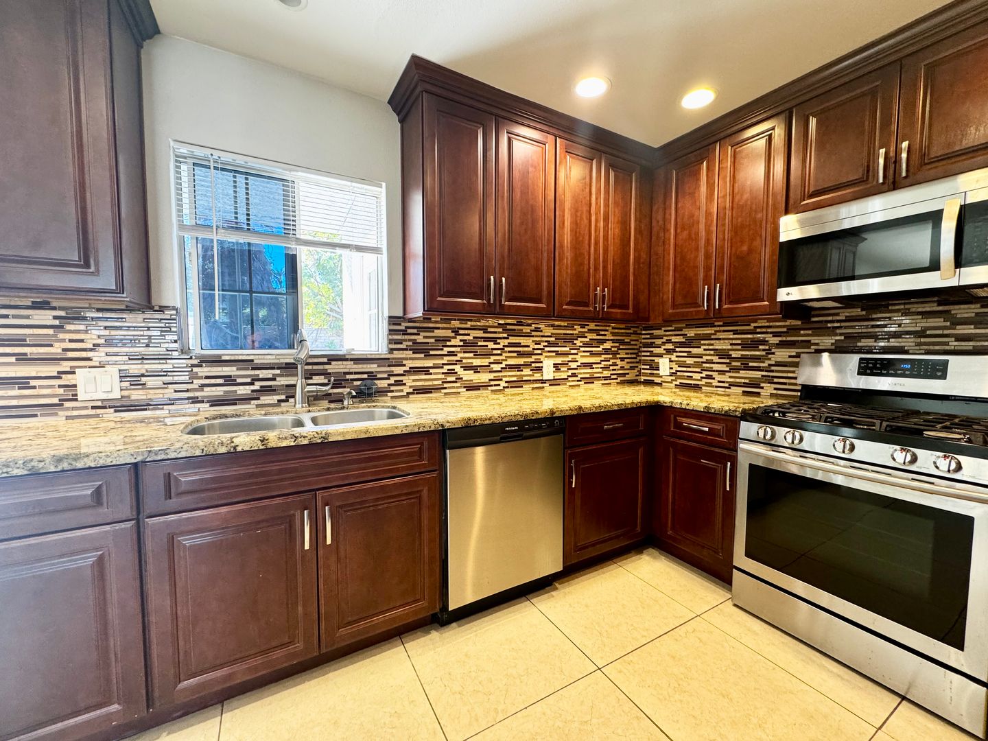 74095 Goleta Avenue - Palm Desert - California - 3 bed, 2 bath rental property