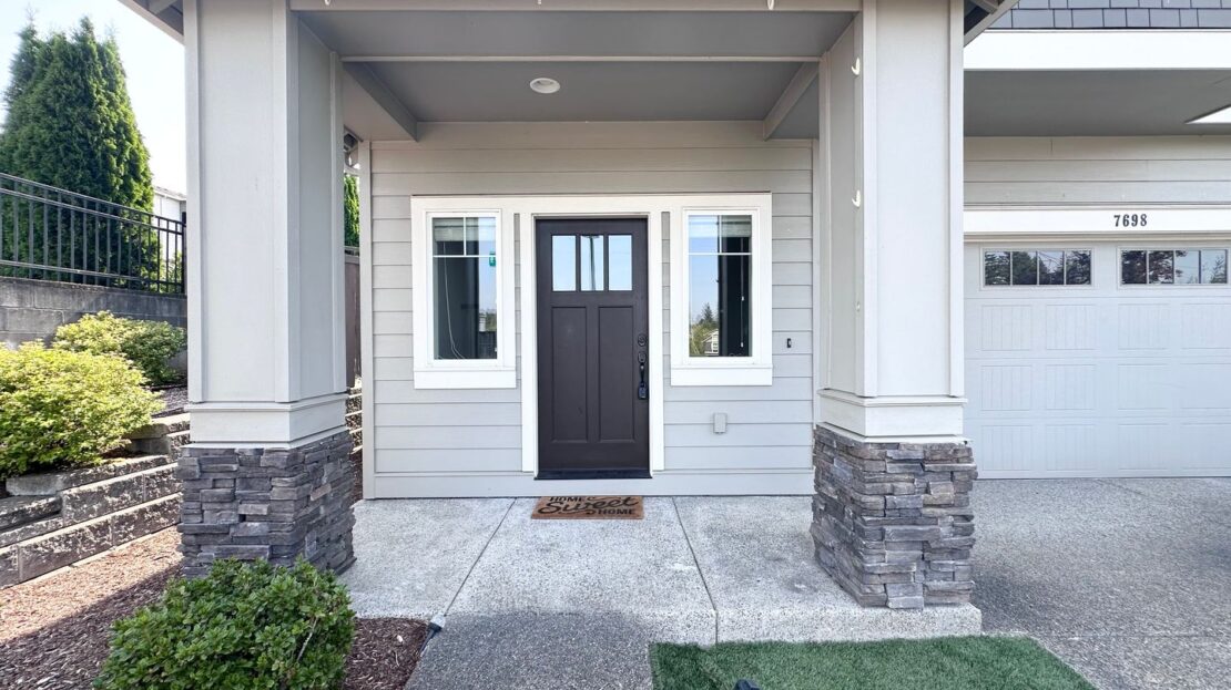 7698 NW Catalpa St. - Portland - Oregon - 5 bed, 3 bath rental property