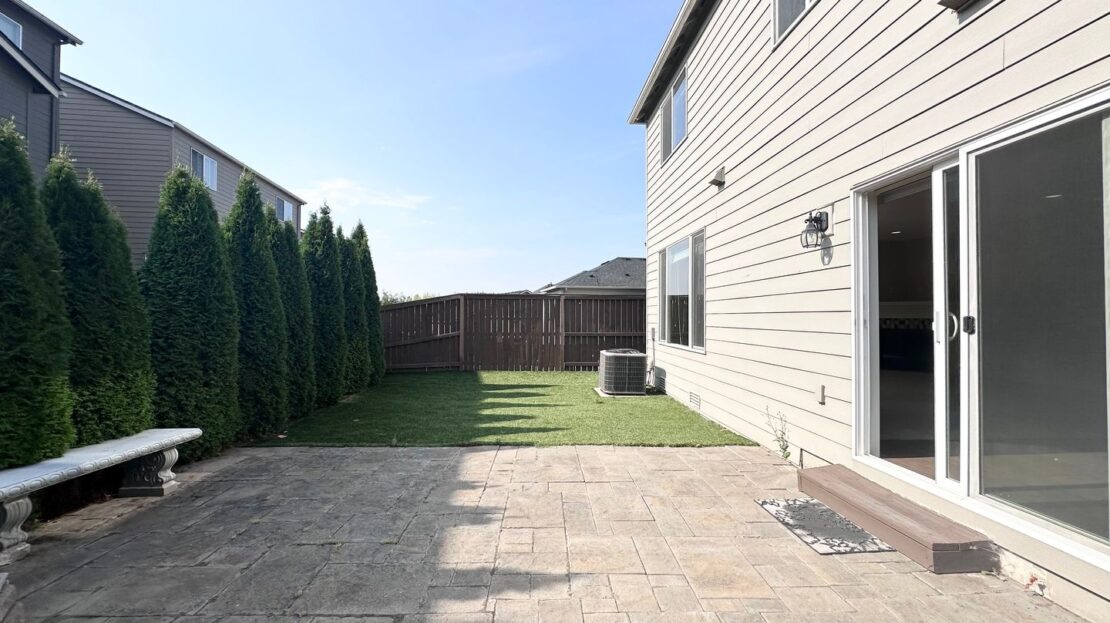 7698 NW Catalpa St. - Portland - Oregon - 5 bed, 3 bath rental property