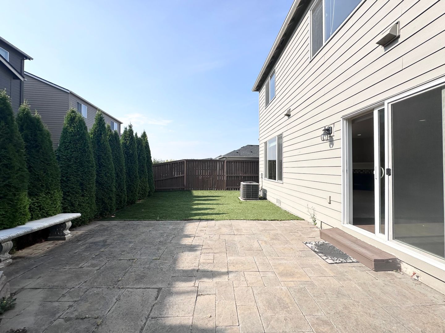 7698 NW Catalpa St. - Portland - Oregon - 5 bed, 3 bath rental property