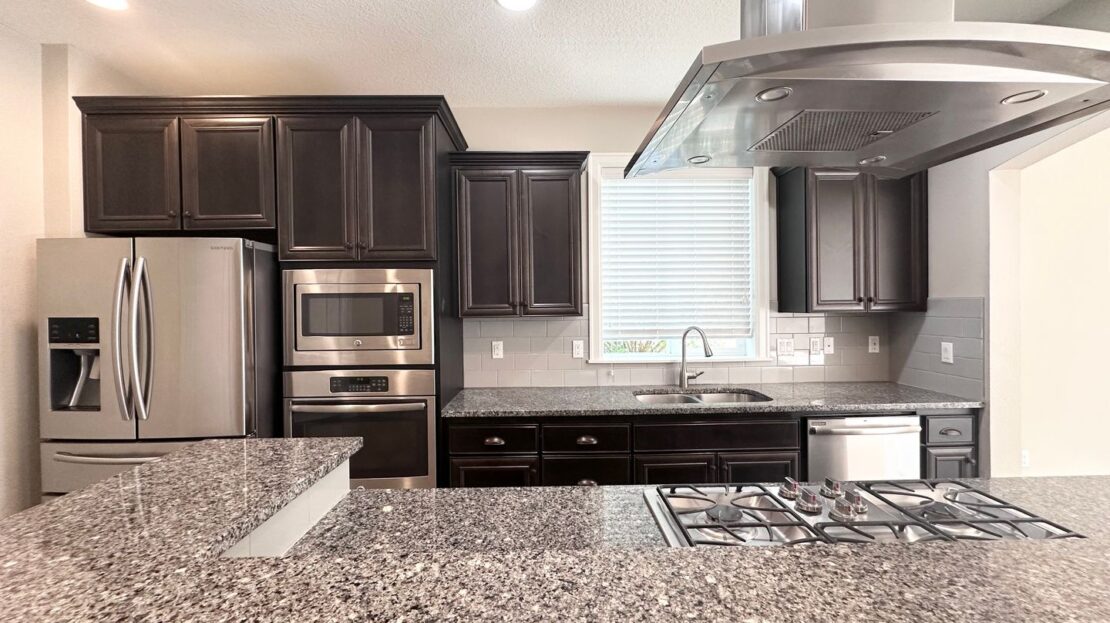 7698 NW Catalpa St. - Portland - Oregon - 5 bed, 3 bath rental property