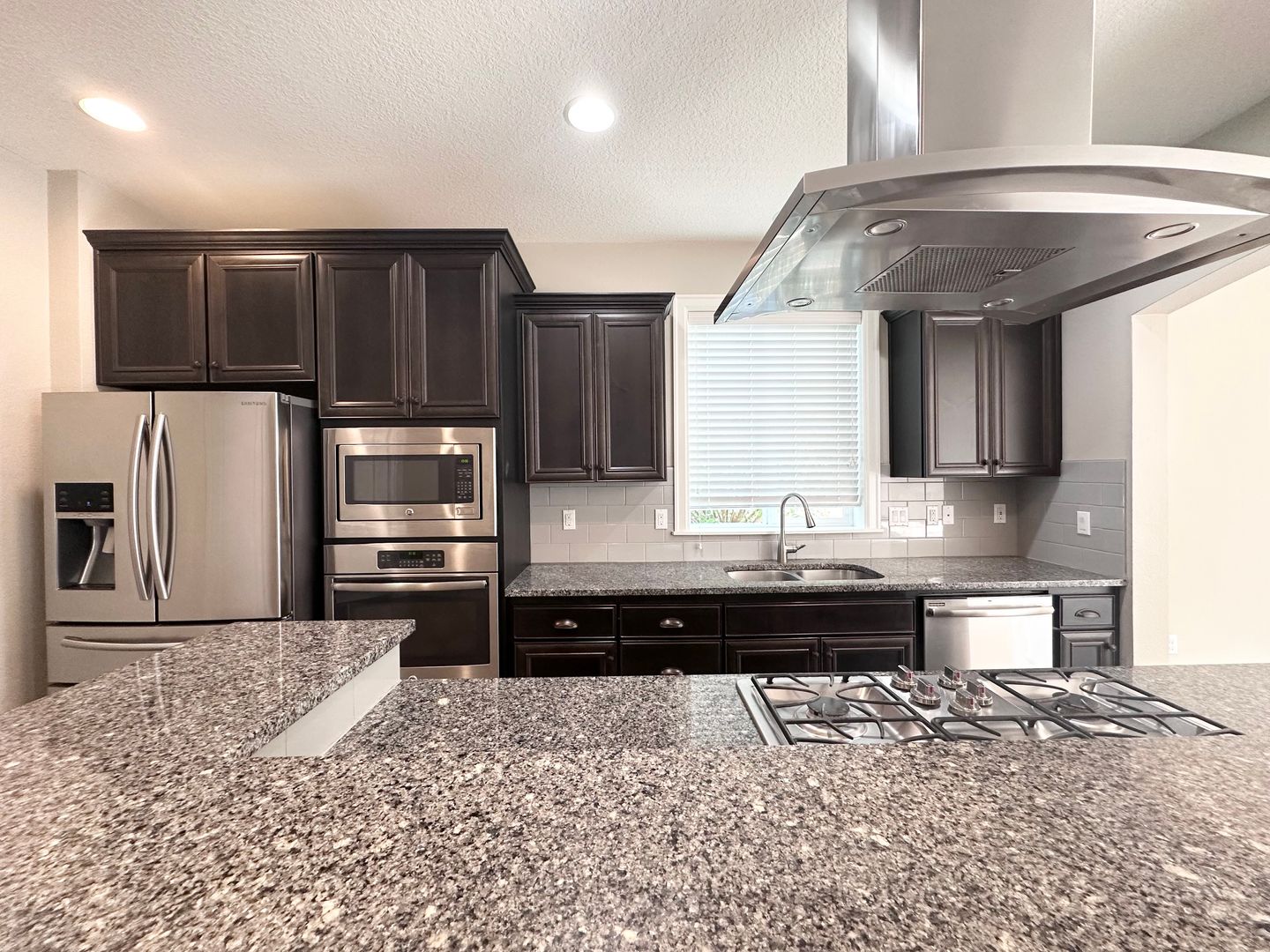 7698 NW Catalpa St. - Portland - Oregon - 5 bed, 3 bath rental property