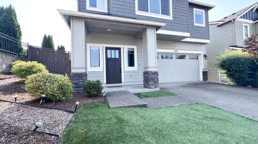 7698 NW Catalpa St. - Portland - Oregon - 5 bed, 3 bath rental property