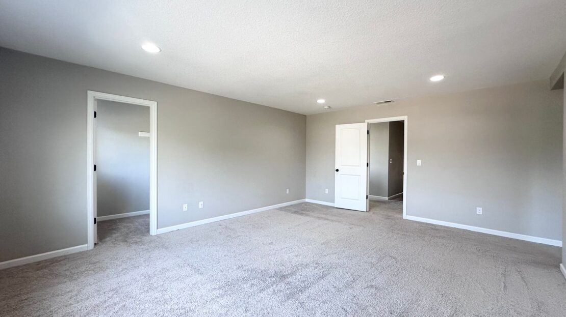 7698 NW Catalpa St. - Portland - Oregon - 5 bed, 3 bath rental property