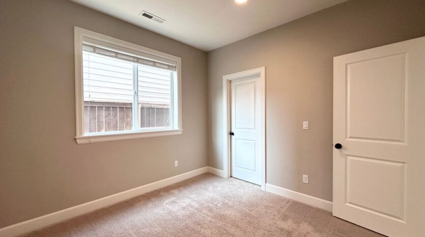 7698 NW Catalpa St. - Portland - Oregon - 5 bed, 3 bath rental property