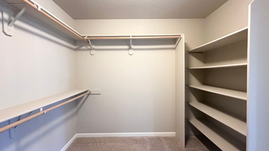 7698 NW Catalpa St. - Portland - Oregon - 5 bed, 3 bath rental property