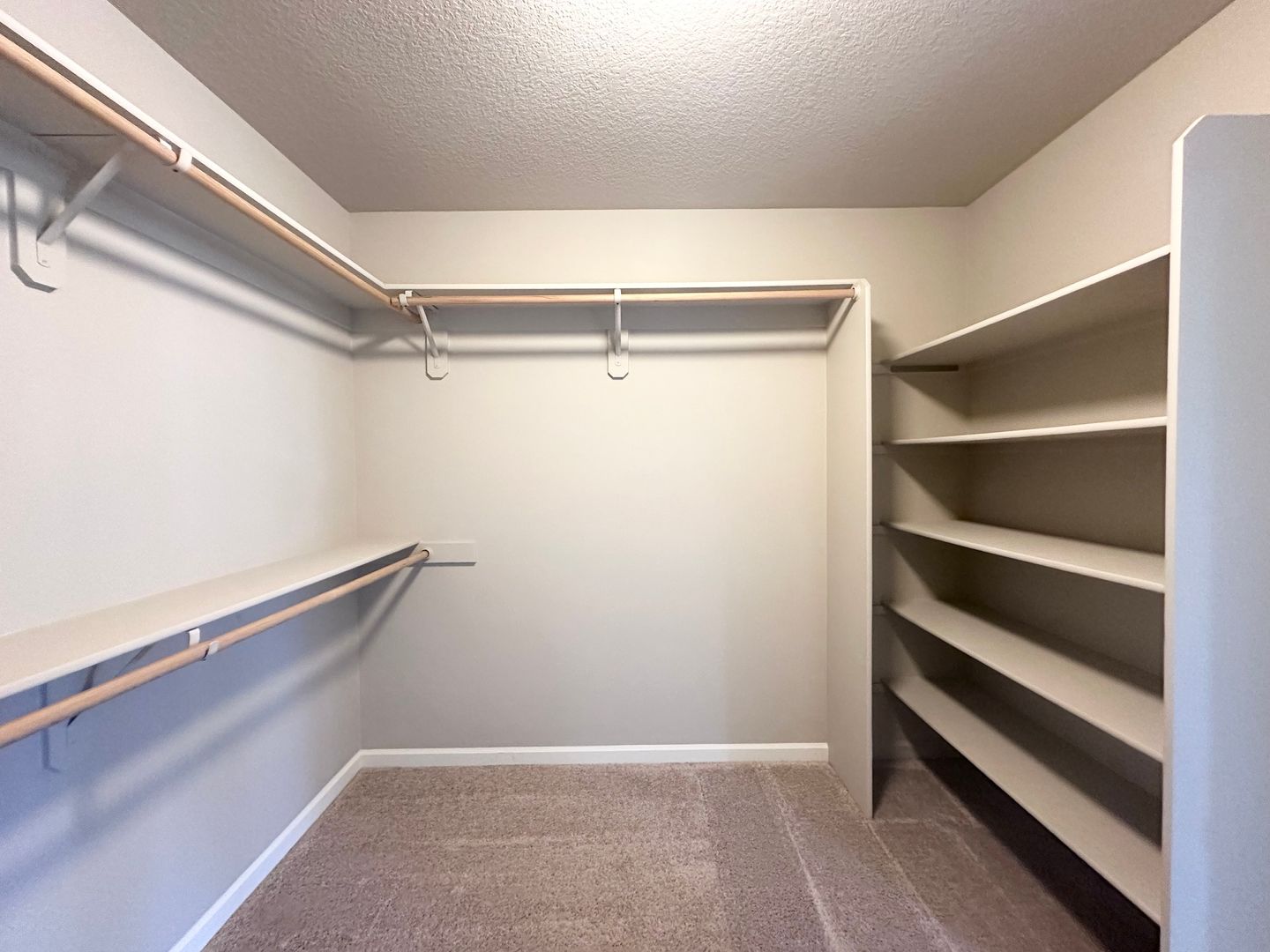 7698 NW Catalpa St. - Portland - Oregon - 5 bed, 3 bath rental property