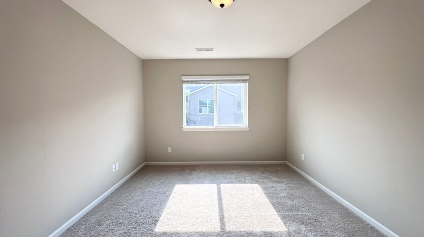 7698 NW Catalpa St. - Portland - Oregon - 5 bed, 3 bath rental property