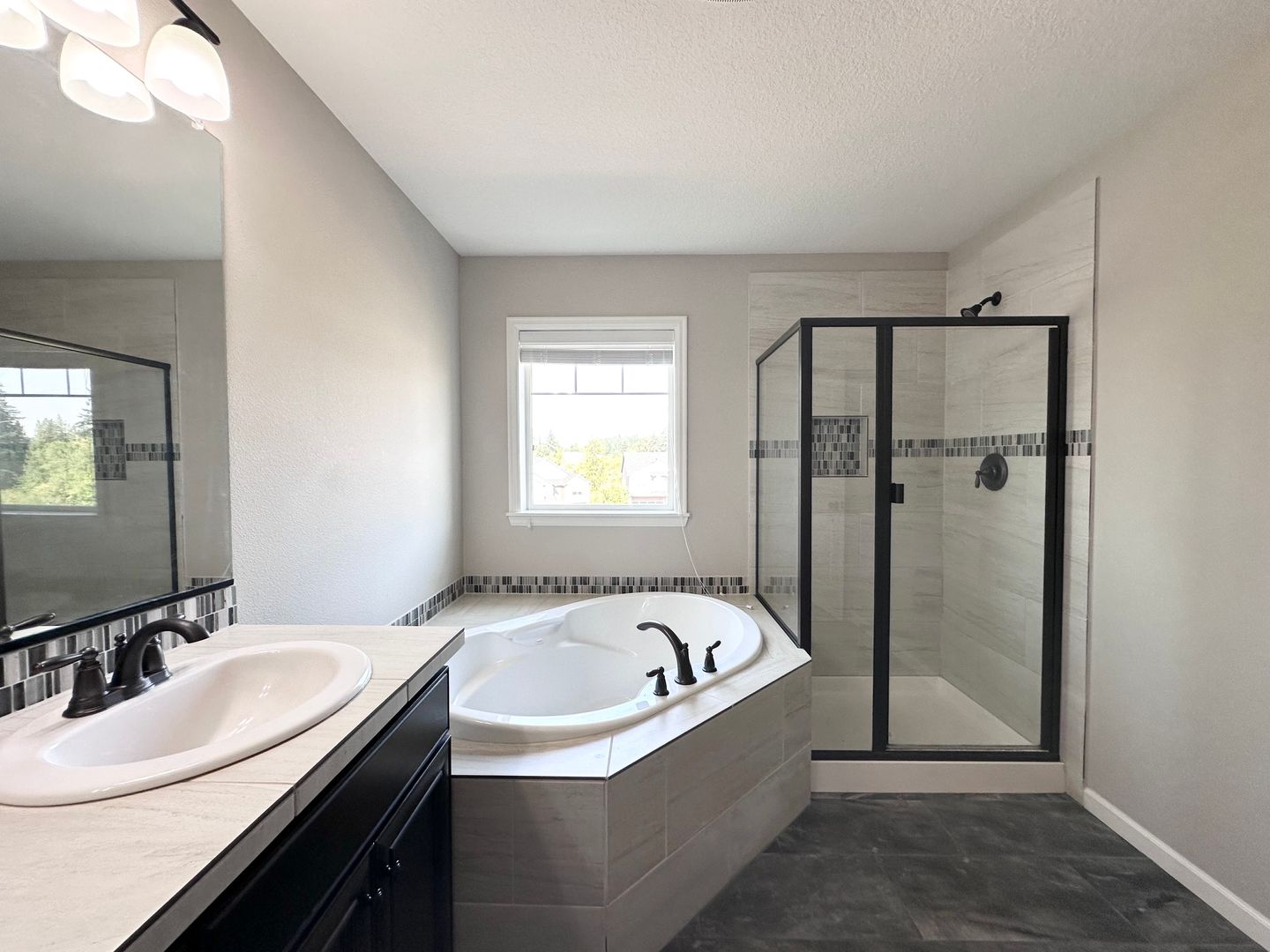 7698 NW Catalpa St. - Portland - Oregon - 5 bed, 3 bath rental property