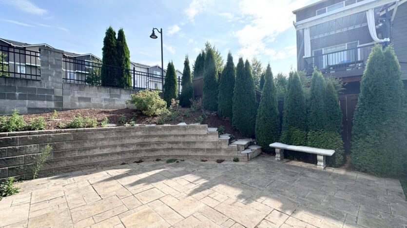 7698 NW Catalpa St. - Portland - Oregon - 5 bed, 3 bath rental property