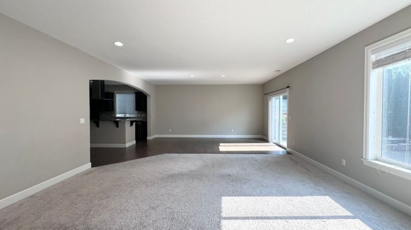 7698 NW Catalpa St. - Portland - Oregon - 5 bed, 3 bath rental property