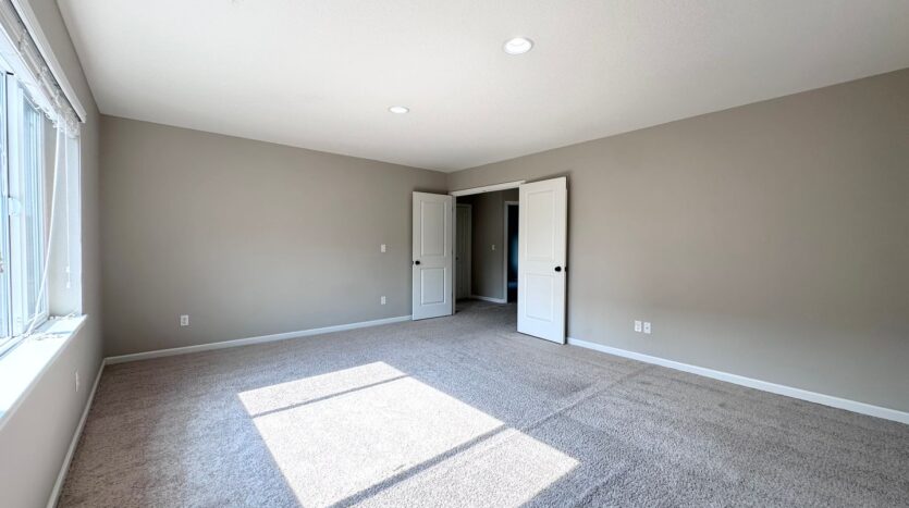 7698 NW Catalpa St. - Portland - Oregon - 5 bed, 3 bath rental property