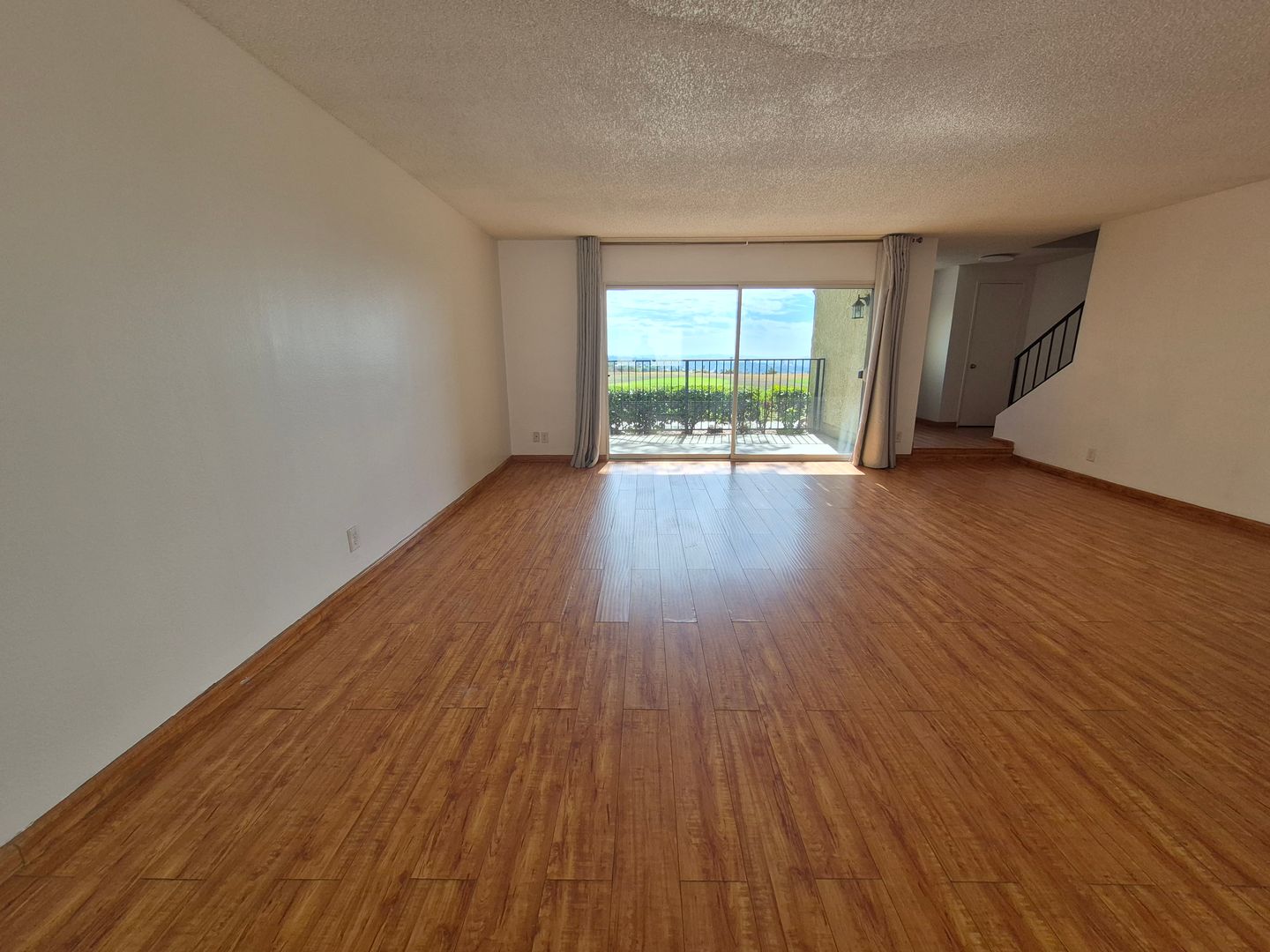 7814 Via Foggia - Burbank - California - 3 bed, 3 bath rental property
