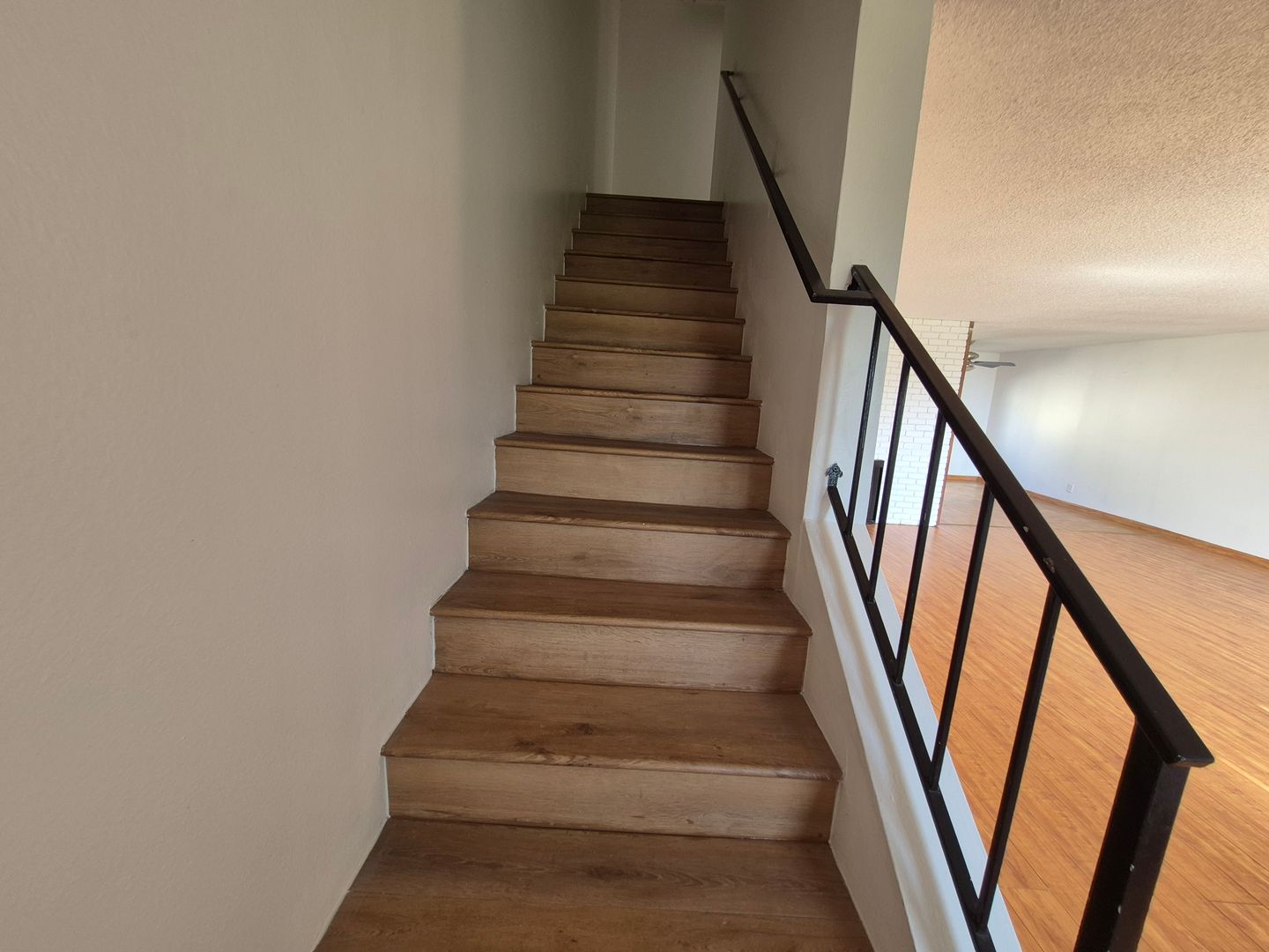 7814 Via Foggia - Burbank - California - 3 bed, 3 bath rental property