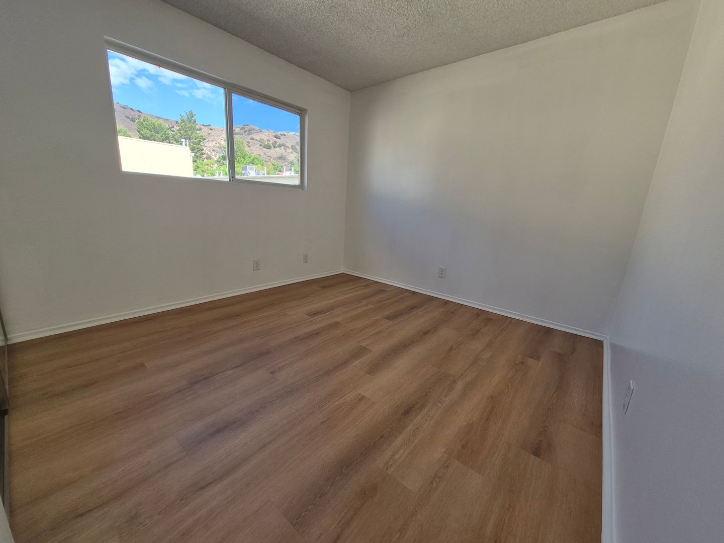 7814 Via Foggia - Burbank - California - 3 bed, 3 bath rental property
