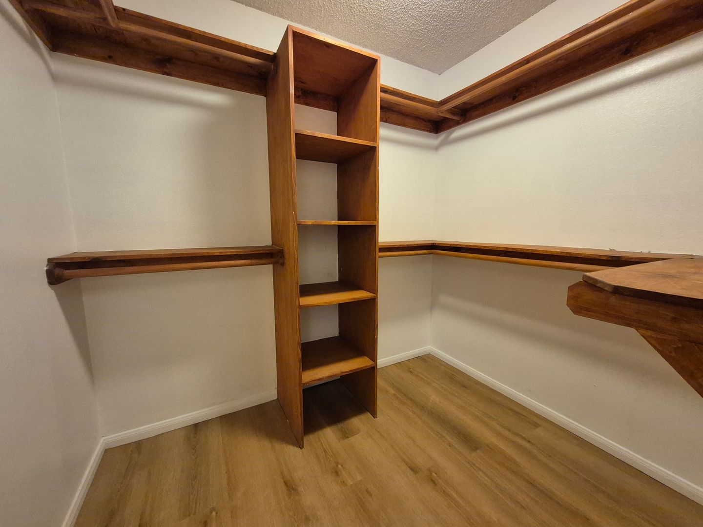 7814 Via Foggia - Burbank - California - 3 bed, 3 bath rental property