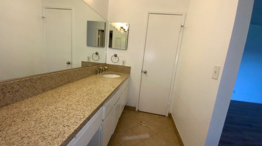 7814 Via Foggia - Burbank - California - 3 bed, 3 bath rental property