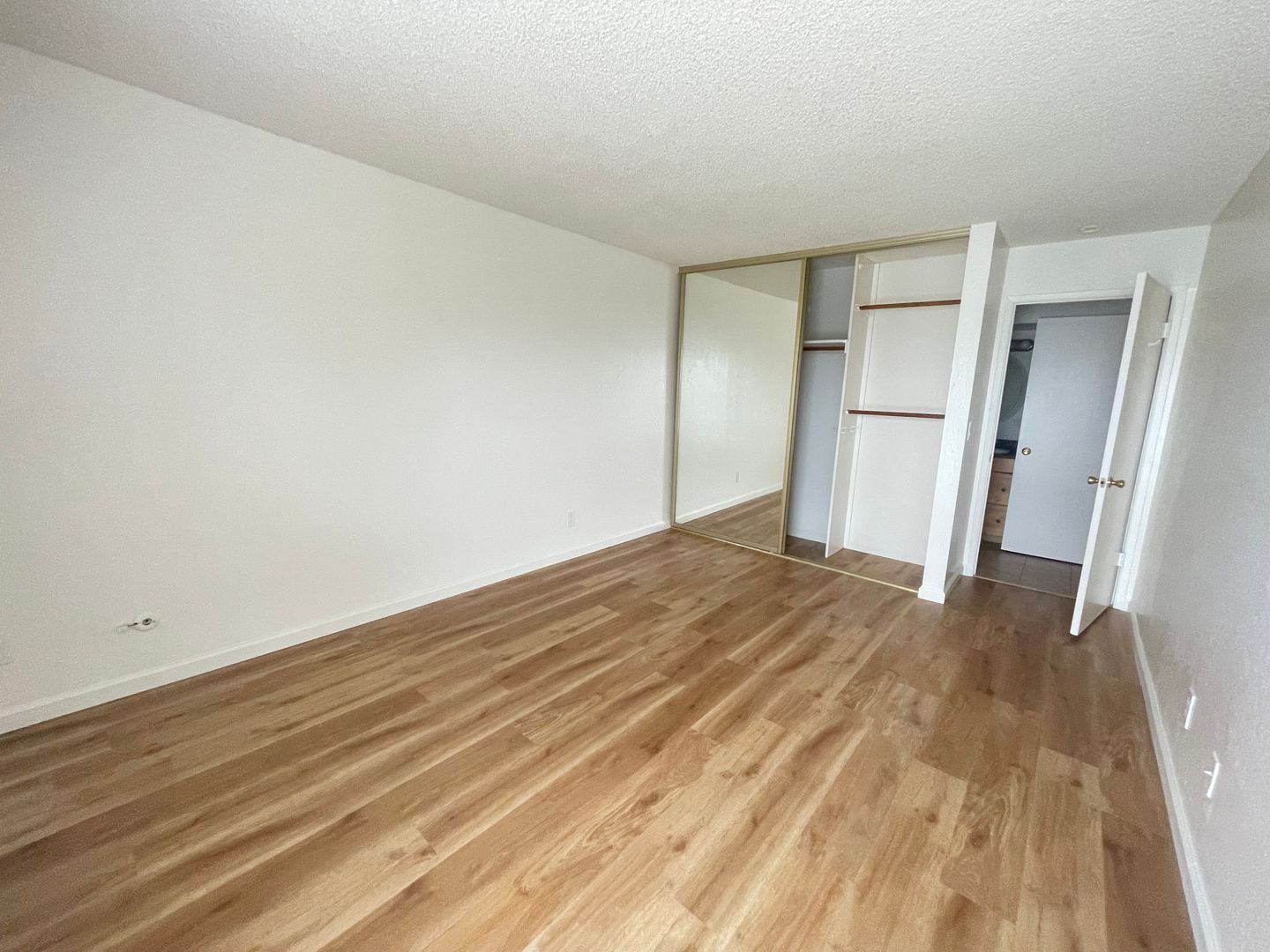 8 Admiral Drive #223 - Emeryville - California - 1 bed, 1 bath rental property