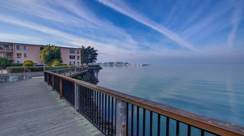 8 Admiral Drive #223 - Emeryville - California - 1 bed, 1 bath rental property