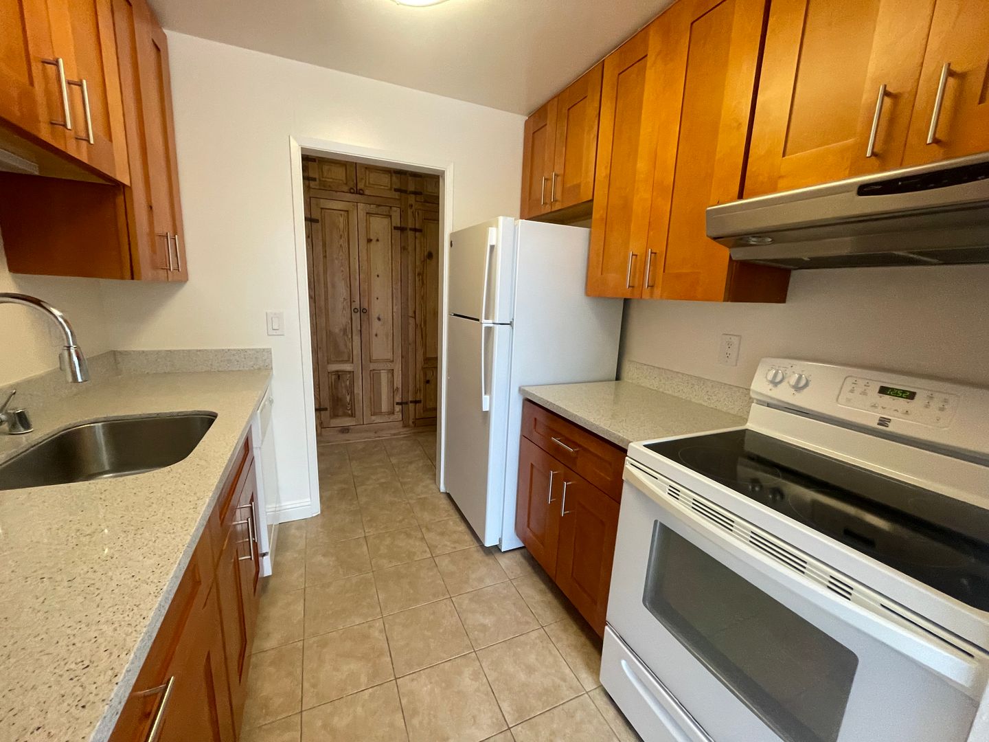 8 Admiral Drive #223 - Emeryville - California - 1 bed, 1 bath rental property