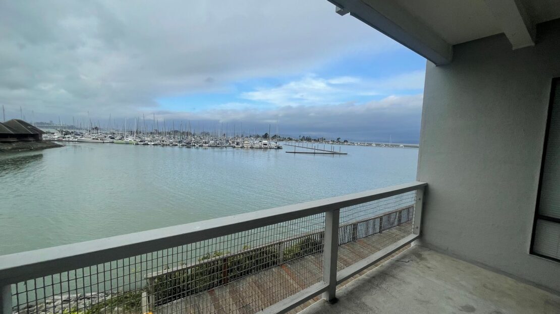 8 Admiral Drive #223 - Emeryville - California - 1 bed, 1 bath rental property