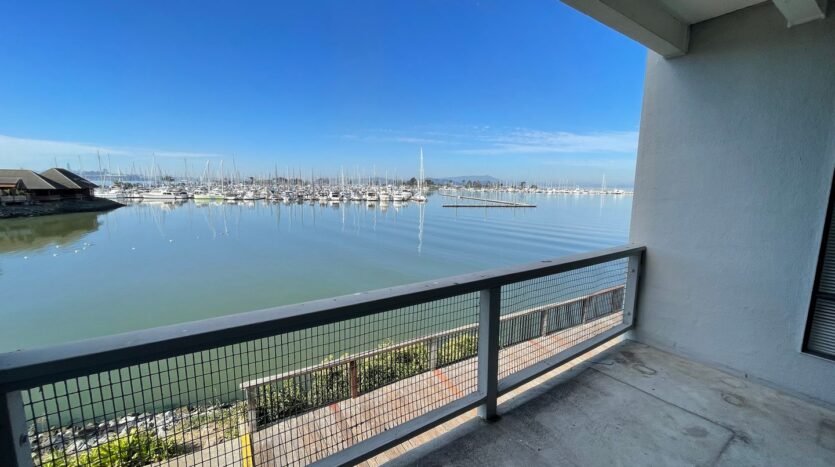 8 Admiral Drive #223 - Emeryville - California - 1 bed, 1 bath rental property