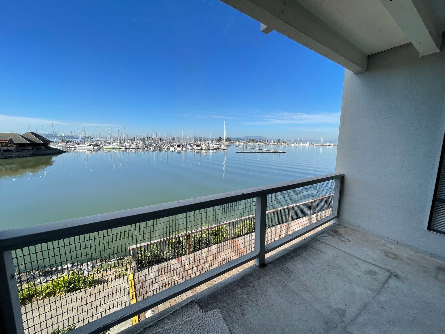 8 Admiral Drive #223 - Emeryville - California - 1 bed, 1 bath rental property