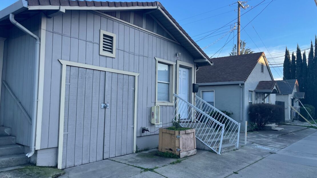 802 S Stockton St - Lodi - California - 1 bed, 1 bath rental property