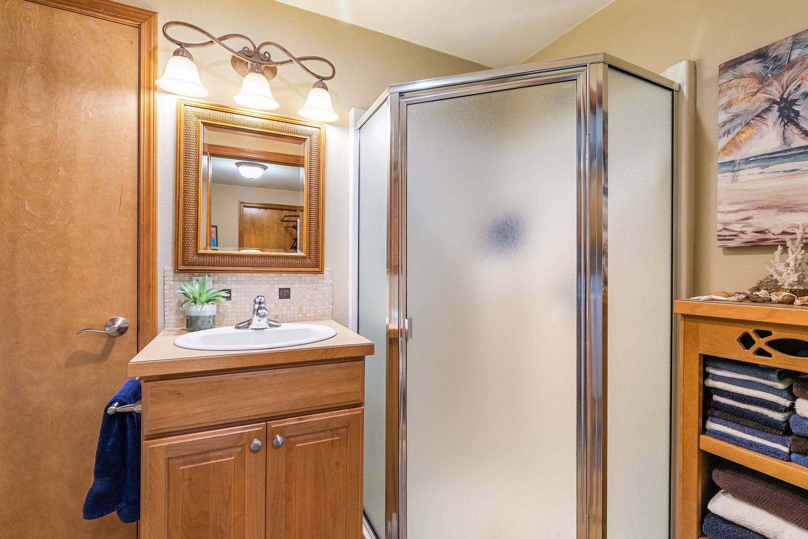 8054 Lyn-Dale Dr - Lynden - Washington - 4 bed, 3 bath rental property