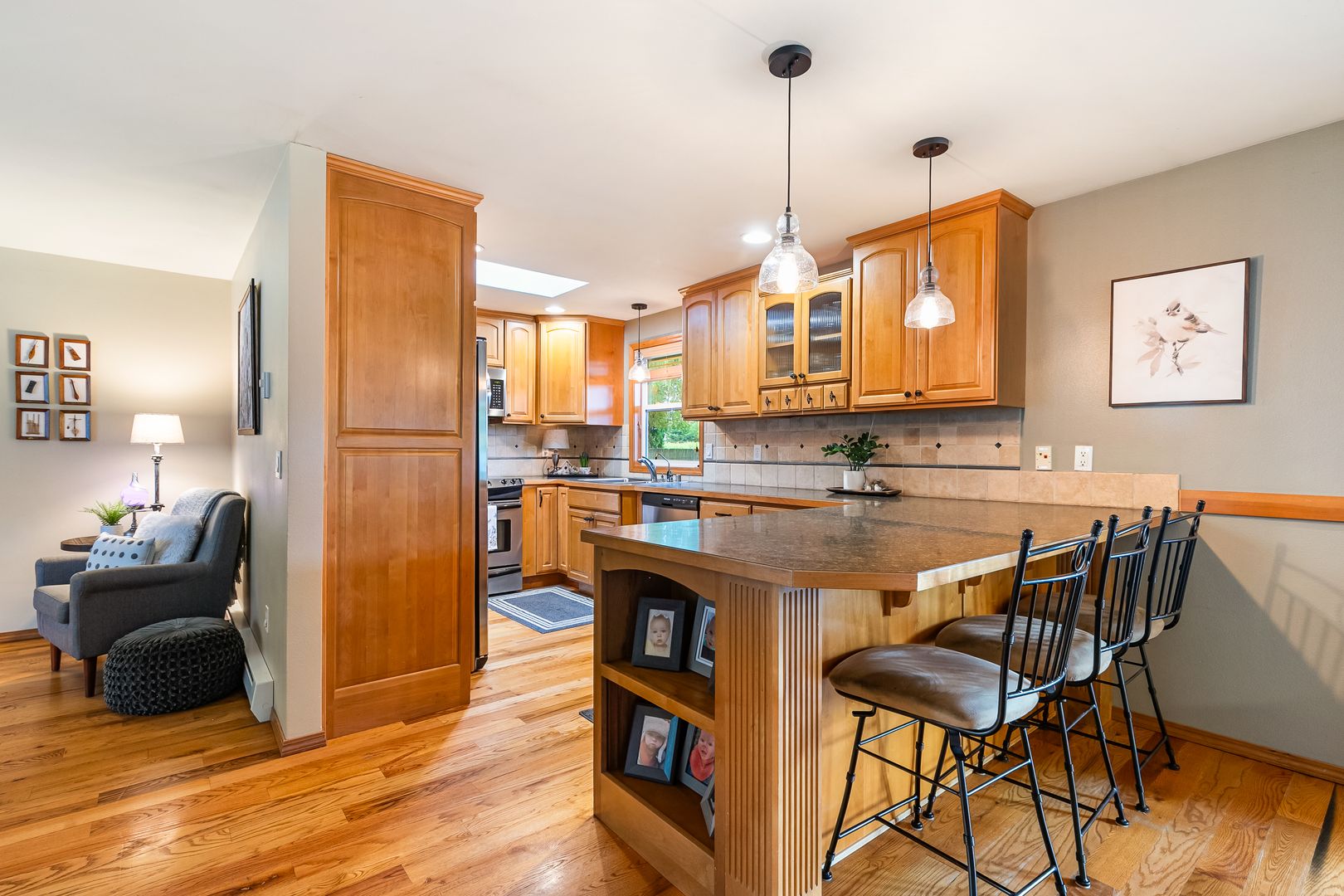 8054 Lyn-Dale Dr - Lynden - Washington - 4 bed, 3 bath rental property