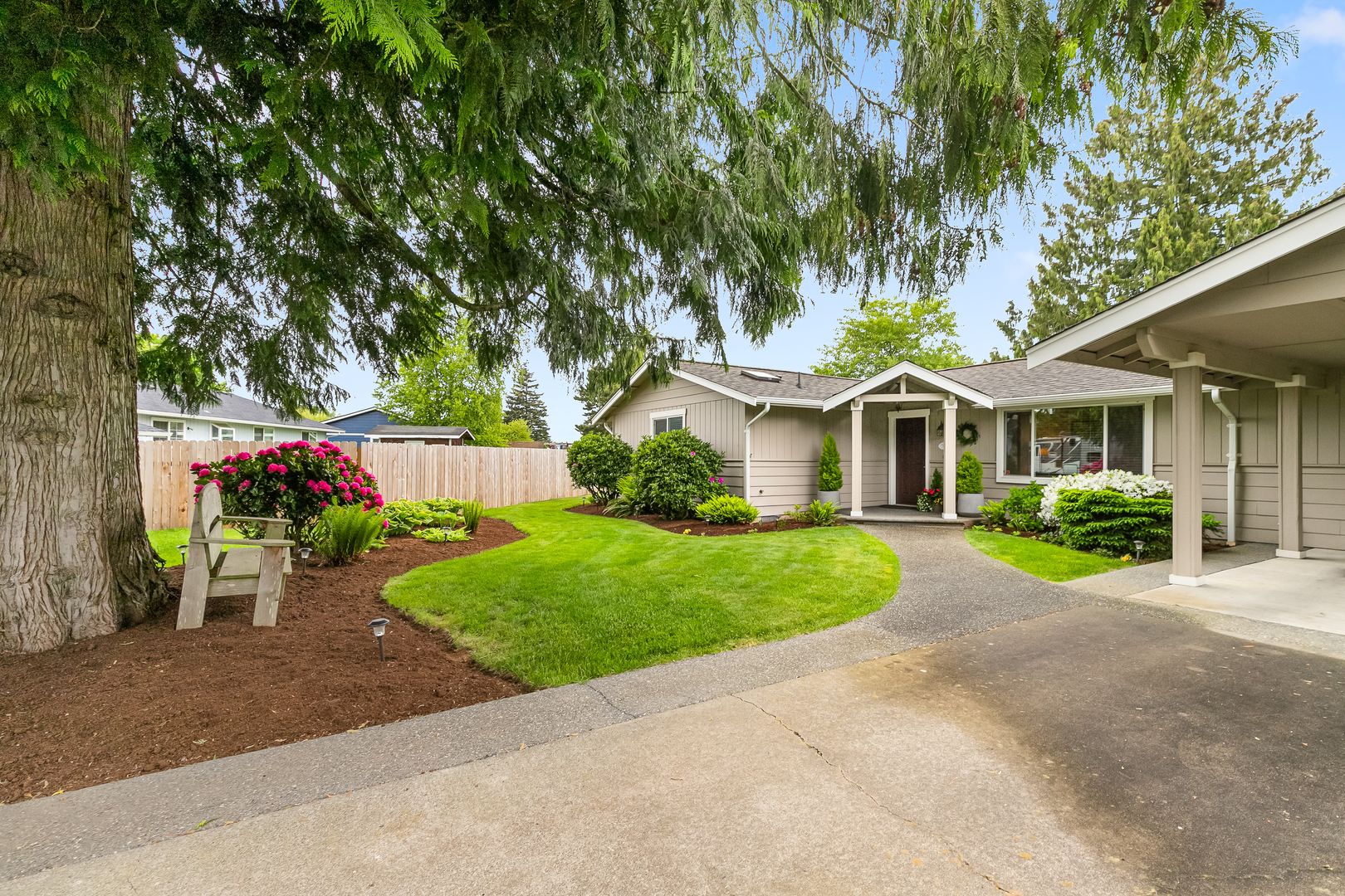 8054 Lyn-Dale Dr - Lynden - Washington - 4 bed, 3 bath rental property