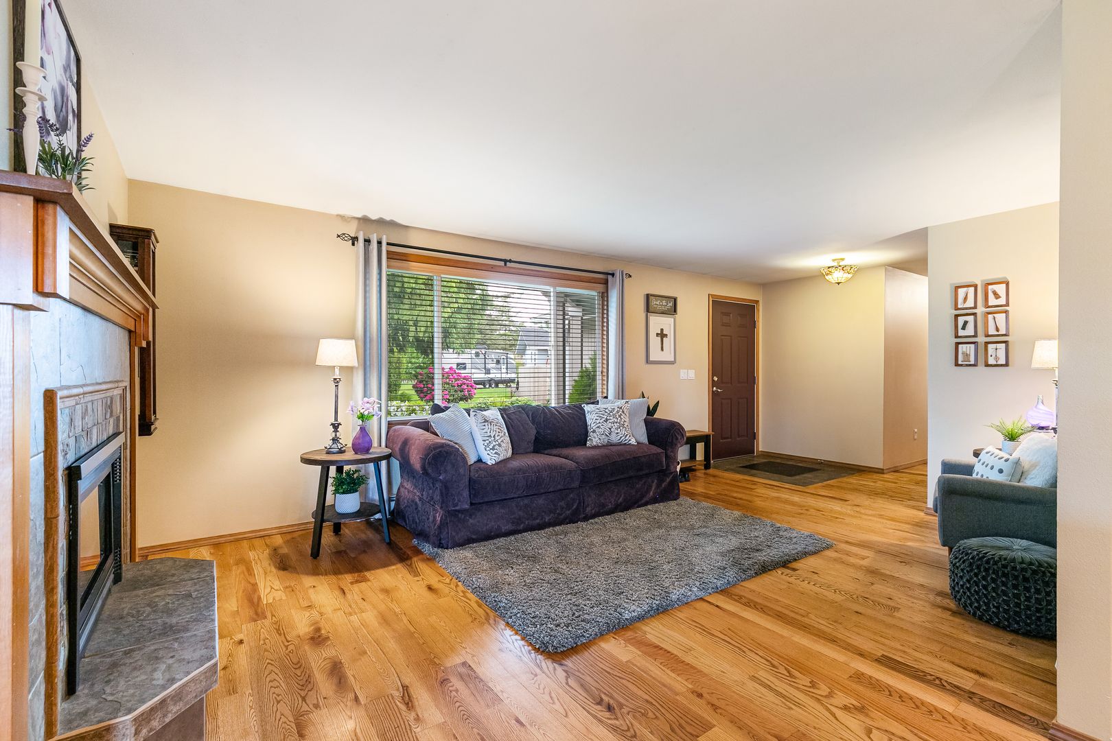 8054 Lyn-Dale Dr - Lynden - Washington - 4 bed, 3 bath rental property