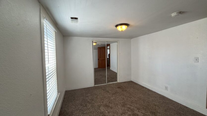 814 W Grand Blvd  - Upper Unit 1/2 - Corona - California - 2 bed, 1 bath rental property