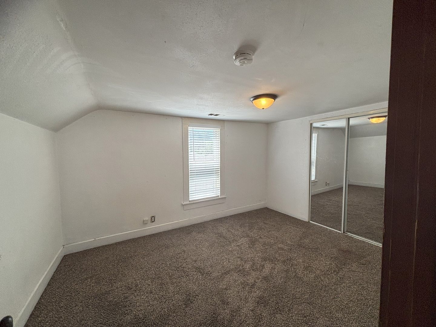 814 W Grand Blvd  - Upper Unit 1/2 - Corona - California - 2 bed, 1 bath rental property