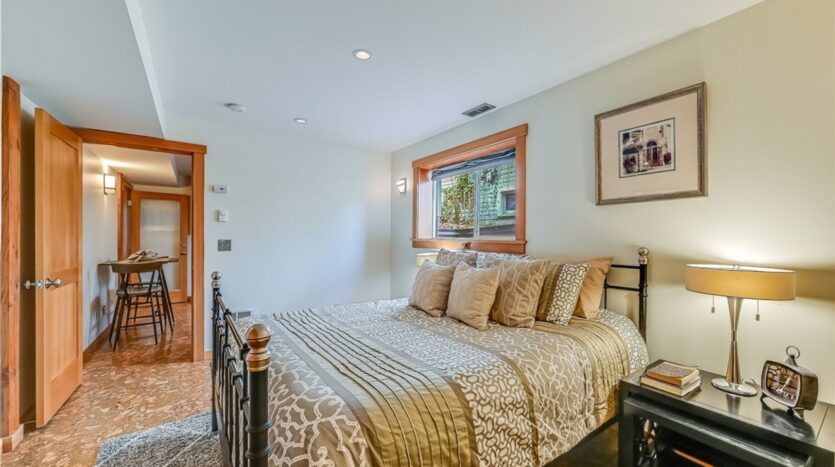 821 NE 60th Street - Seattle - Washington - 3 bed, 2 bath rental property